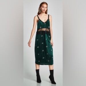 ZARA Emerald Green Velvet Embroidered Strappy Lace Midi Dress Size Small